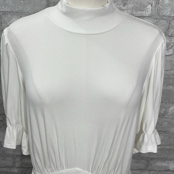Listicle White Puff Sleeve Ribbed
Top with Tie - Picture 2 of 6